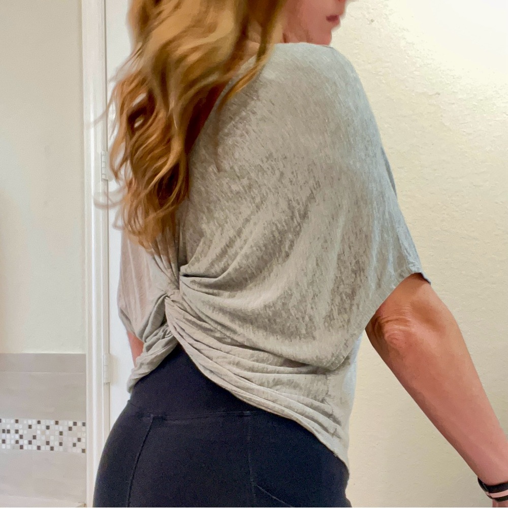 Back Twist Open Top